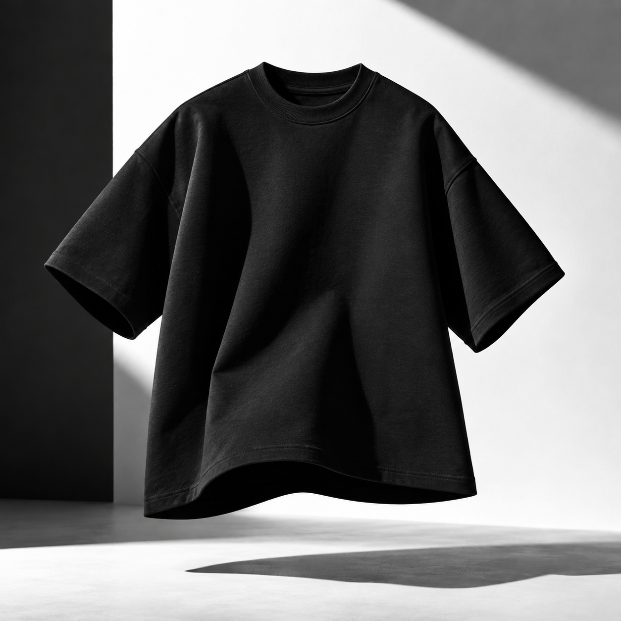 Camiseta negra conceptual DROP